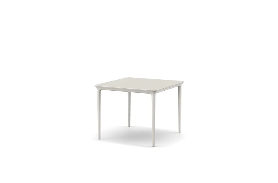 Dedon Bellmonde dining table s, studio photo