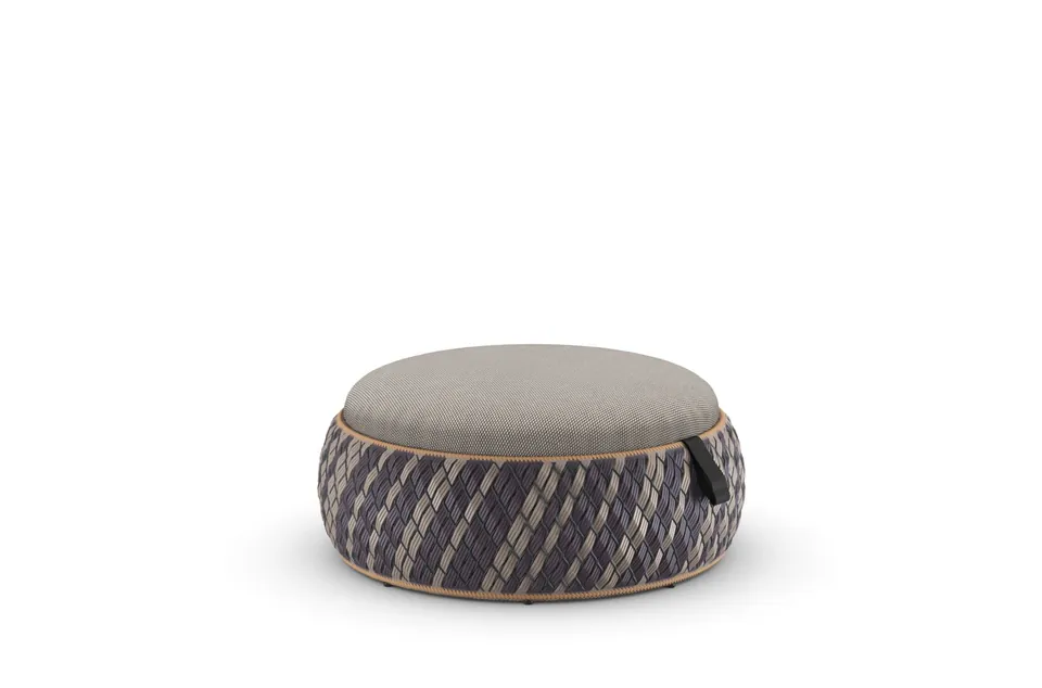 Dedon Dala footstool, studio photo