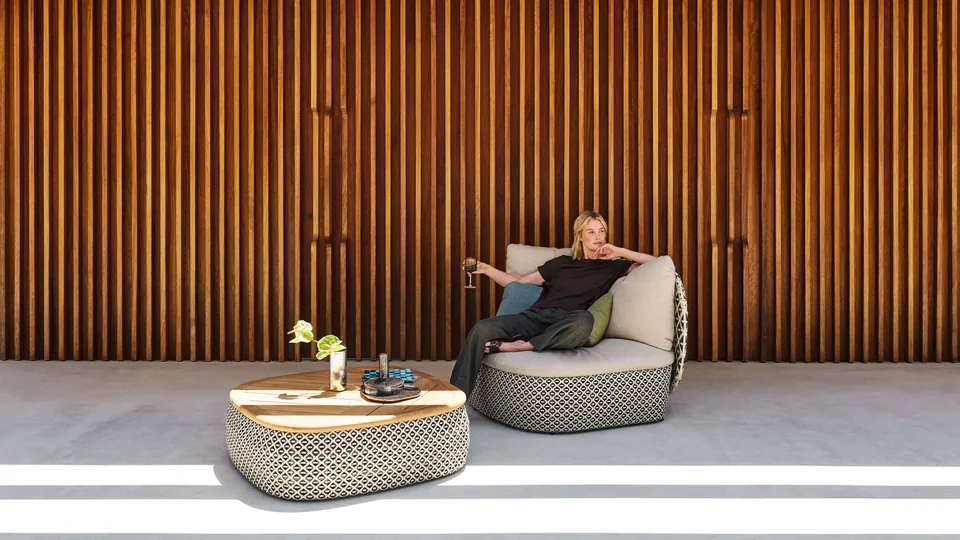 Dedon Mdear outdoor furniture, set up outdoors