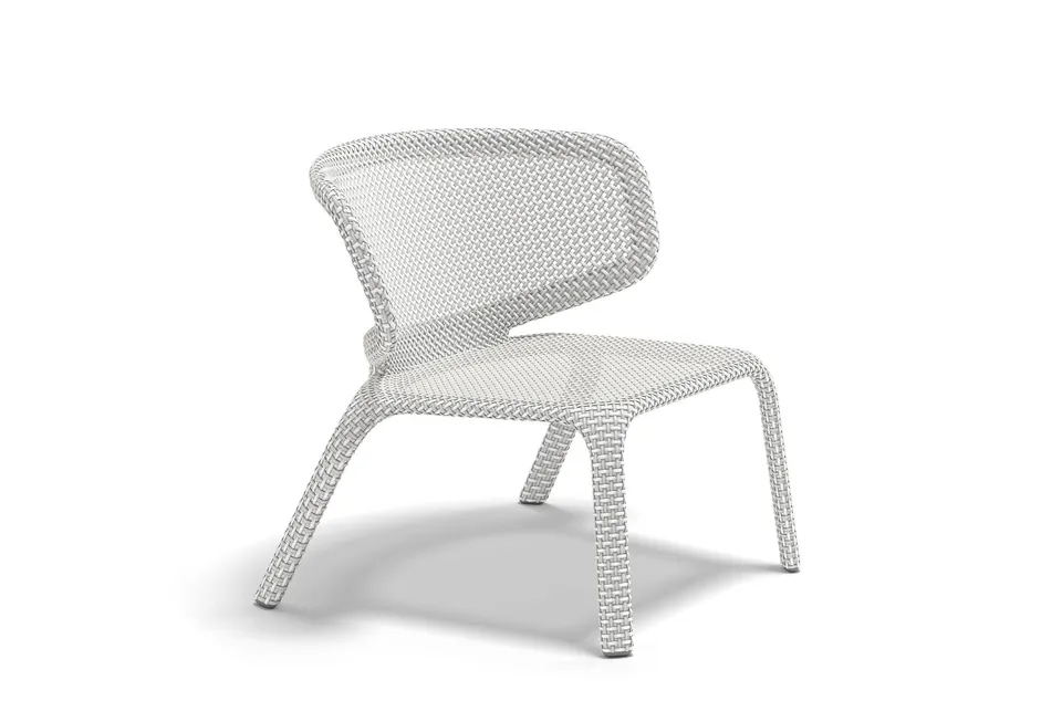 Dedon Seashell Nuo lounge chair, studio photo